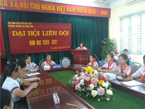 Đại hội Liên Đội trường Tiểu học Trung Mầu